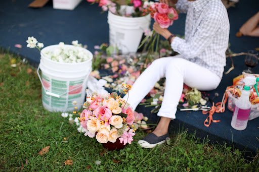 Friends helped assemble the bouquets.
