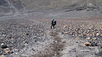 Abstieg vom Mt. Ngauruhoe (2287 m); Tongariro Northern Circuit, Tag 1.
