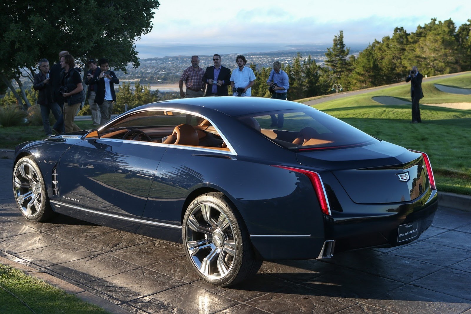 [2013-Cadillac-Elmiraj-Concept-2%255B2%255D.jpg]