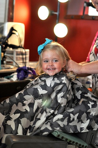 [first%2520haircut%2521%2520052811%2520%252824%2529crop%255B4%255D.jpg]