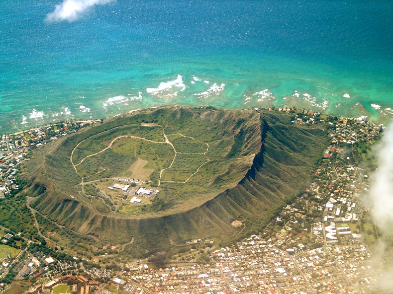 diamond-head-4 diamond-head-4
