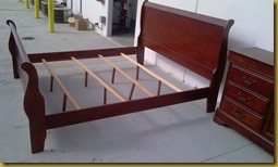 King_Sleigh_Bed_02