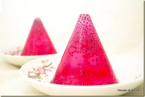Rose Syrup - Biji Selasih Konnyaku Cones Rose Syrup - Biji Selasih Konnyaku Cones