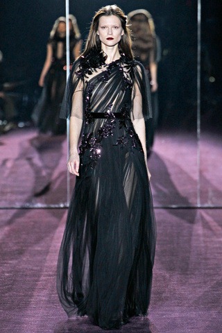 [gucci___pasarela_101152258_320x480%255B3%255D.jpg]