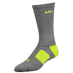 Matching Nike Basketball Elite Socks for LeBron 9 Miami Vice nike basketball elite lebron socks eastbay 1 01 Matching Nike Basketball Elite Socks for LeBron 9 Miami Vice