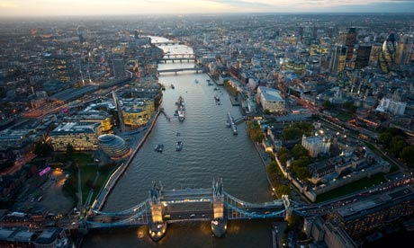 [London-aerial-view-008%255B2%255D.jpg]