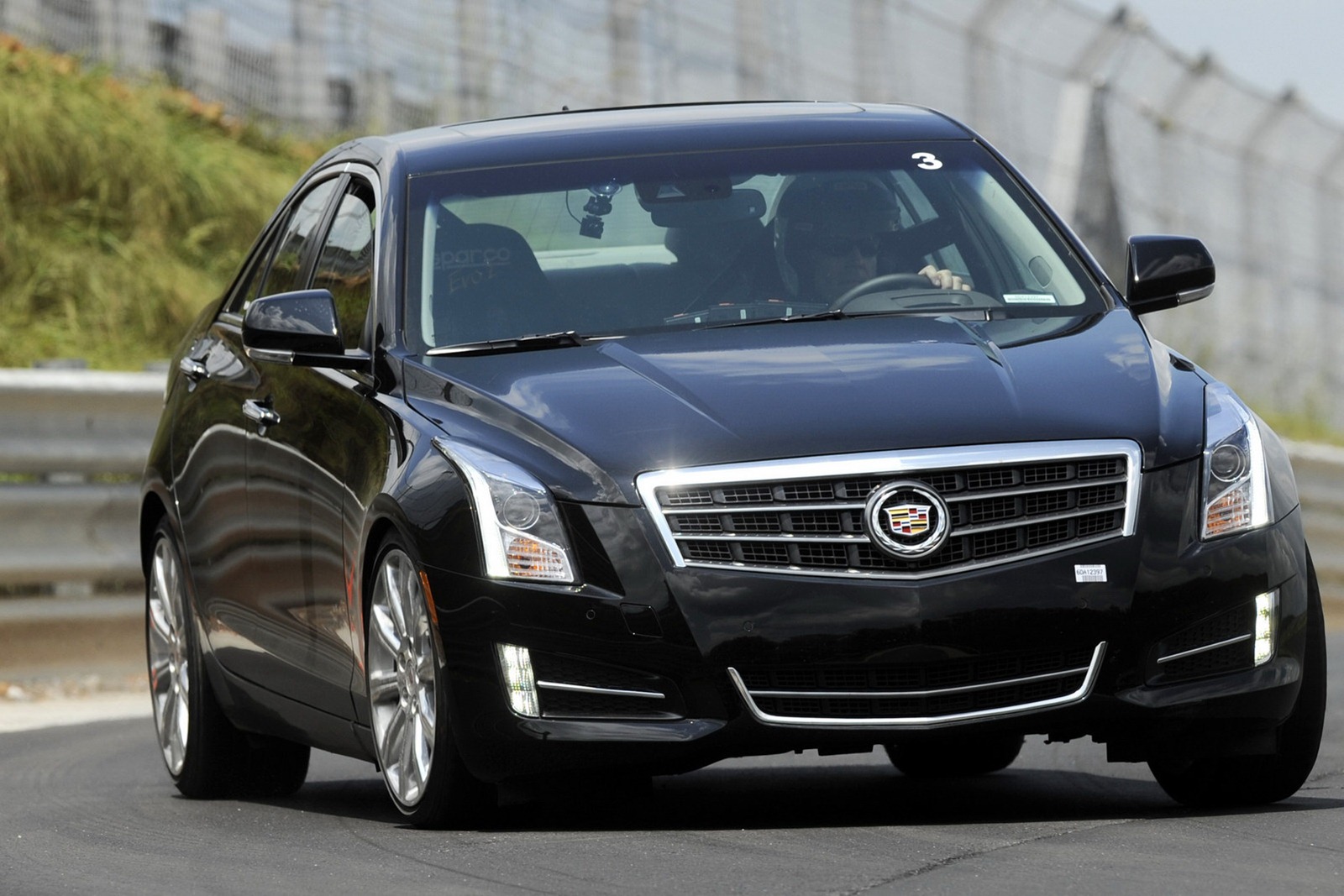 [2013-Cadillac-ATS-132%255B2%255D.jpg]