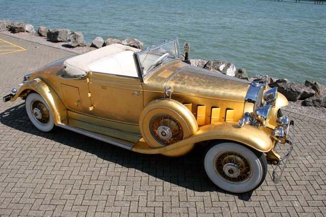 [1931-Cadillac-355-Gold-Plated-5%255B3%255D.jpg]