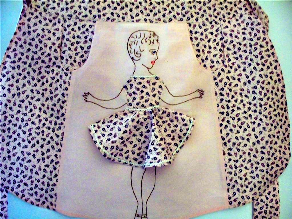 [apron-skirt-lady-down6.jpg]