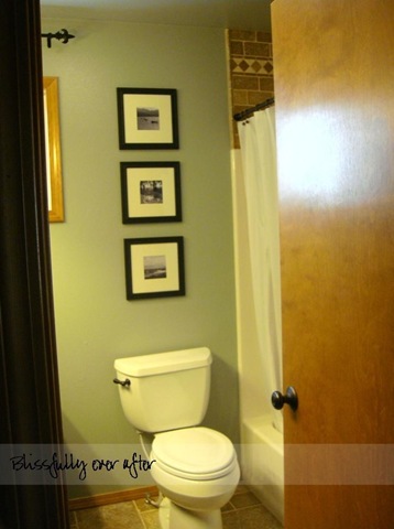 [Toilet%255B3%255D.jpg]