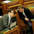 Parlamenti munka - 2012 április Parlamenti munka - 2012 április