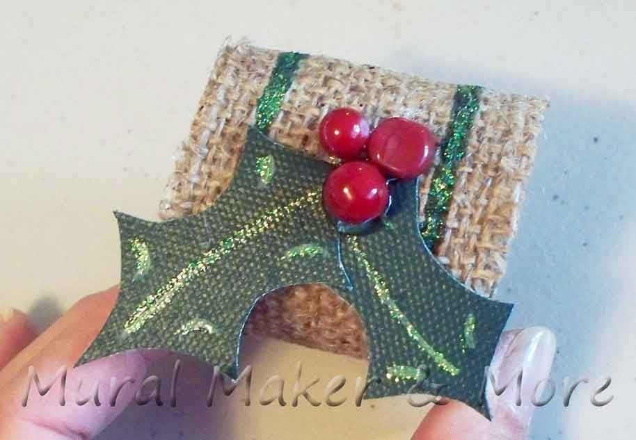 [holly-napkin-ring-12%255B4%255D.jpg]