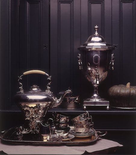The popularity of tea parties in the 18th century moved entertaining from inns and taverns into private homes, creating a demand for fine pieces with which to serve hot beverages and various foods.