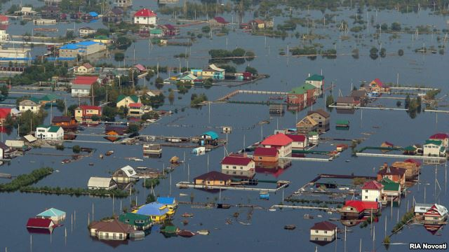 The flooded settlement of Vladimirskoye in the Amur region of Russia's Far East, 25 August 2013. Over 50,000 people have been affected by the disaster, which is considered Russia's worst flooding in 120 years. Photo: RIA Novosti