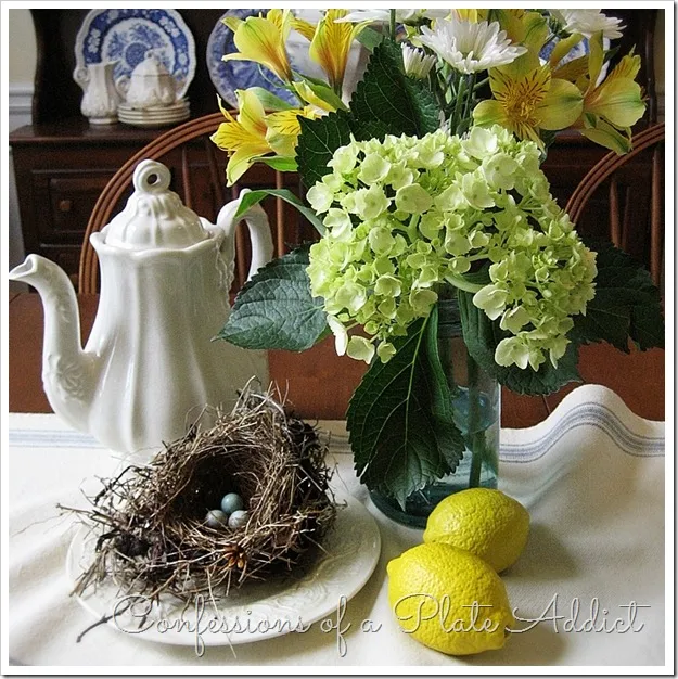 CONFESSIONS OF A PLATE ADDICT Simple Summer Centerpiece