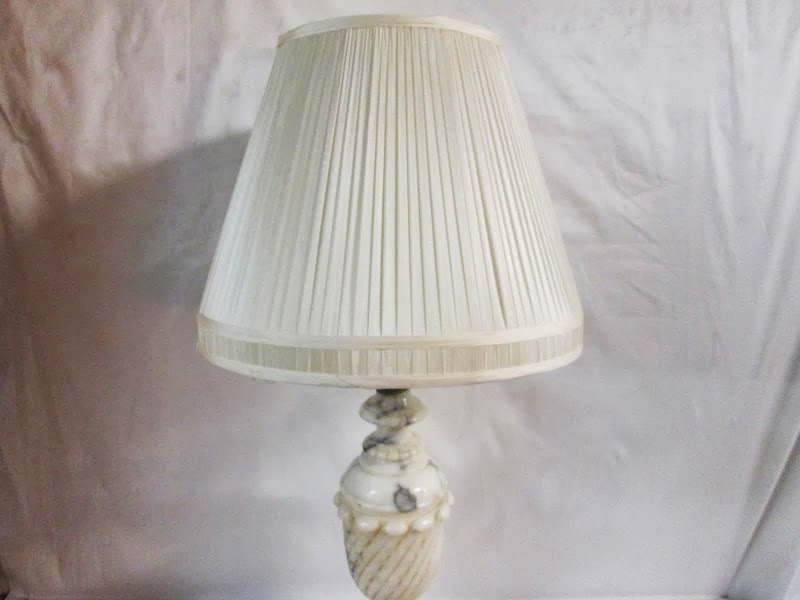 Urn Table Lamp