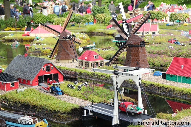 Lego farm