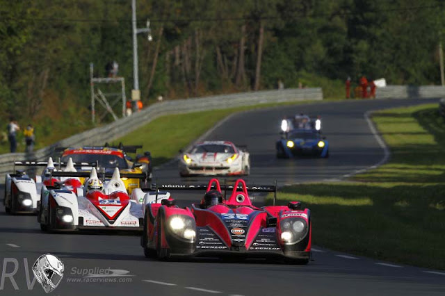 The P2 OAK Racing Morgan leads a long line of cars (PHOTO: JEAN MICHEL LE MEUR / DPPI) The P2 OAK Racing Morgan leads a long line of cars (PHOTO: JEAN MICHEL LE MEUR / DPPI)