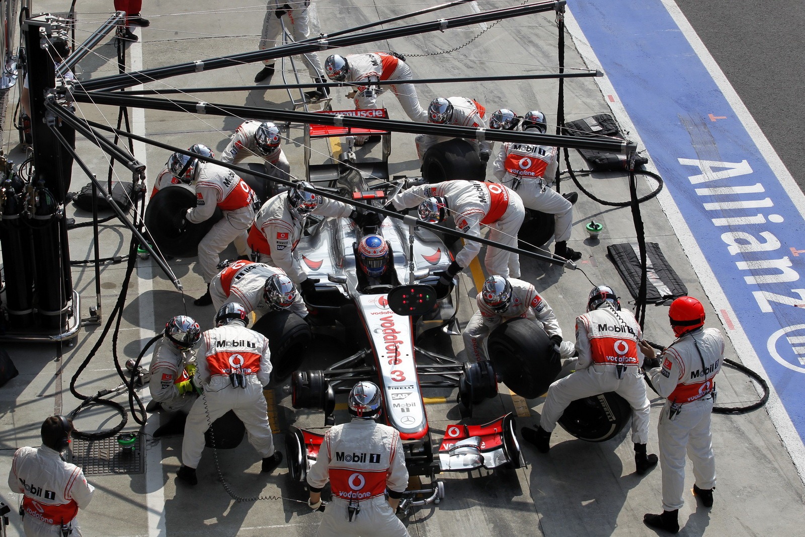 [F1-Italy-McLaren-Button-1%255B3%255D.jpg]