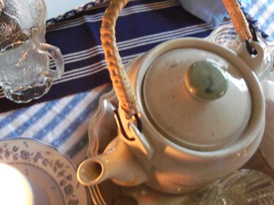 [bluecoffeetabledinner0352.jpg]
