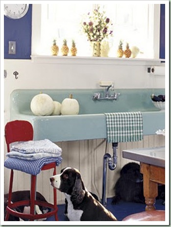 red stool aqua sink cl