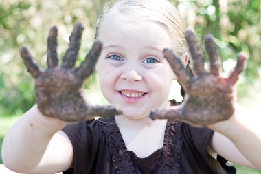 quincy reunion 9.4.2012 - soph mud hands