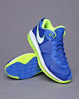 nike air max lebron 8 v2 low blue citron sprite 11 05 Obey Your Thirst! Nike LeBron 8 V2 Low Sprite is Hitting Retail