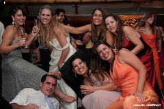 Fotos do evento Camila e Sandro. Foto numero 098 do fotografo de casamento Miguel Castello, de Brasilia, DF, que faz fotos de casamento (fotografia de casamento), fotos de 15 anos (fotografia de 15 anos), fotos de modelos (ensaios para books fotograficos), fotos de gravidas (fotografia de gestantes), fotos de debutantes, fotojornalismo de casamento, fotojornalismo social e fotografia de moda em estudio. fotos casamento distrito federal brasilia de 15 anos df brasília books modelos ensaio fotografico gravidas gravida festa festas book moda vestidos decoração figurino noiva arranjos mesa para bolos