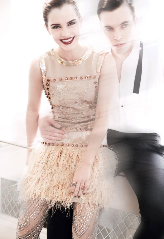 [Vogue%2520US%2520July%252011%2520Emma%2520Watson%25205%255B6%255D.jpg]