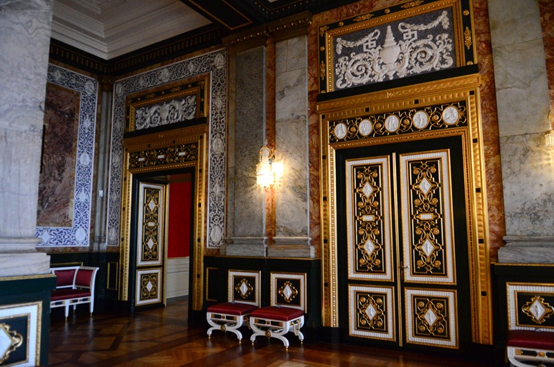 [Copenhagen%2520palace1%255B4%255D.jpg]