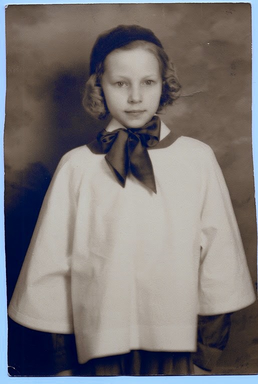 [ROE_Betty%2520Jane_age%25209%2520Mother%2527sDay_9%2520May%25201937%255B3%255D.jpg]