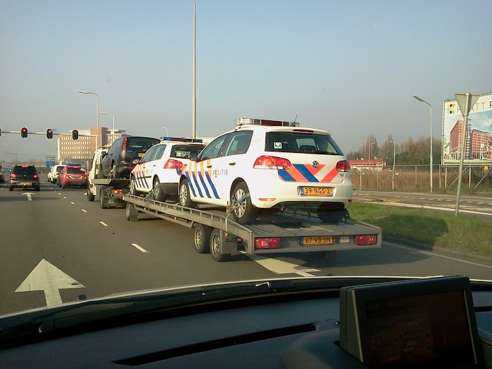 111108 Teruggehaald door de leasemaatschappij, denk je dan of doen ze het gewoon niet meer? Is Volkswagen wel zo'n goeie keuze... 2011-11-08 13.39.35.jpg