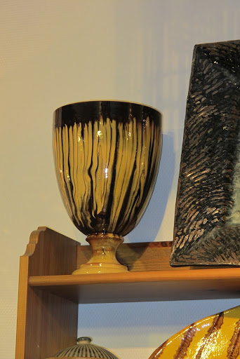 I love the way that this classic shape takes on a modern twist because of the glazing.