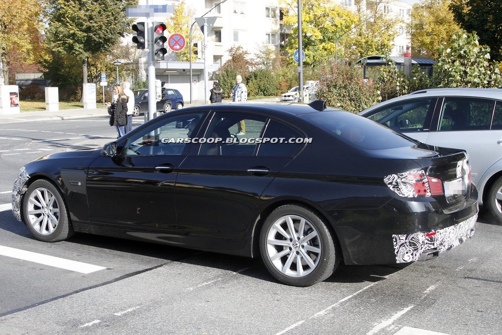 [2014-BMW-5-Series-Sedan-5%255B3%255D.jpg]