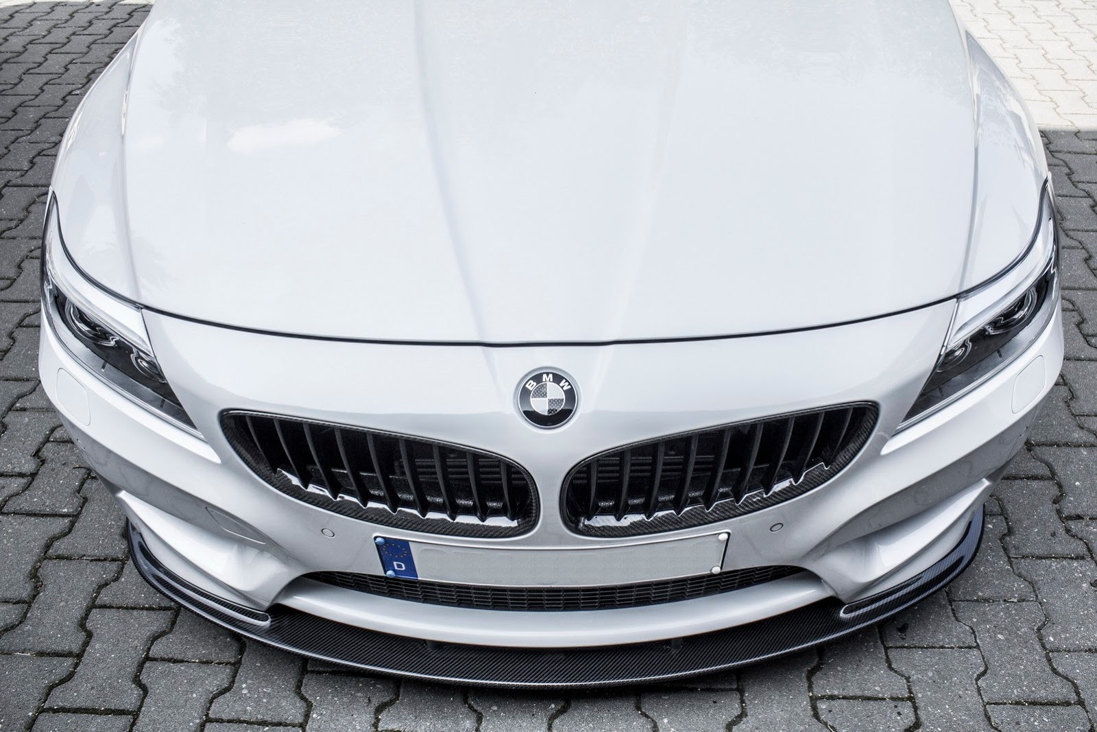 [BMW-Z4-Individual-MB-5%255B2%255D.jpg]