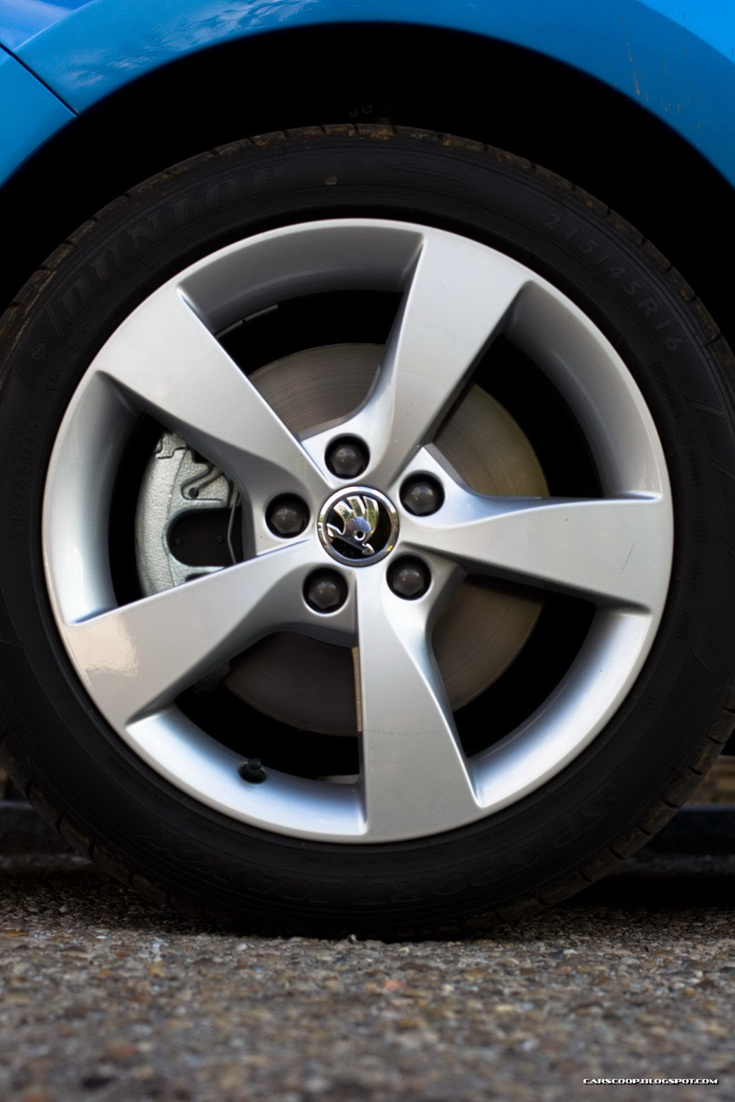 [2013-Skoda-Rapid-104%255B2%255D.jpg]