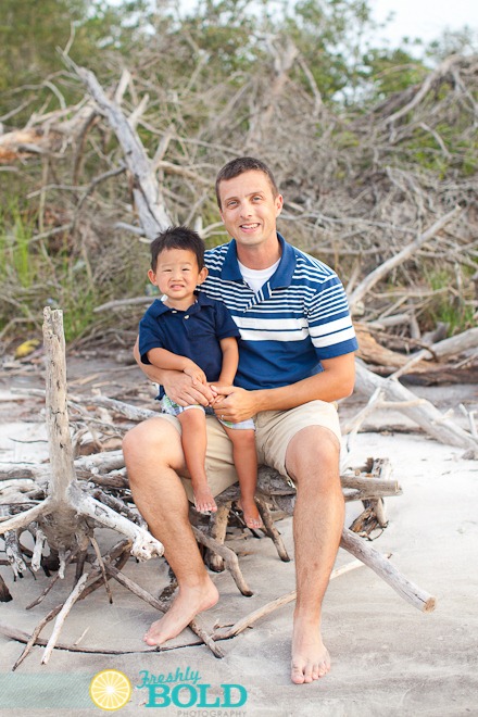 [Family%2520Beach%2520Portraits%2520by%2520Freshly%2520Bold-0059%255B3%255D.jpg]