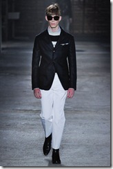 Alexander McQueen Menswear Spring Summer 2012 Collection Photo 3