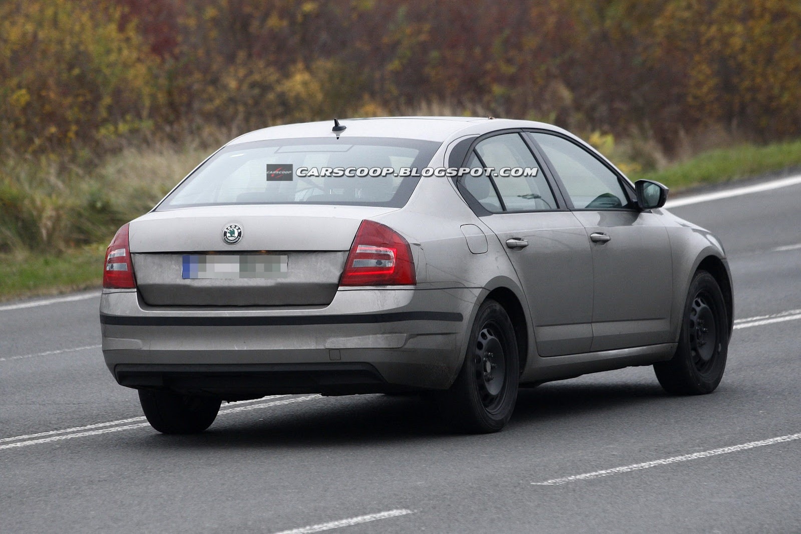 [2013-Skoda-Octavia-III-6%255B3%255D.jpg]