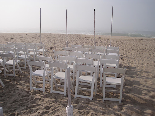 Here you can see the basic setup before we added in the fabric and roping details.