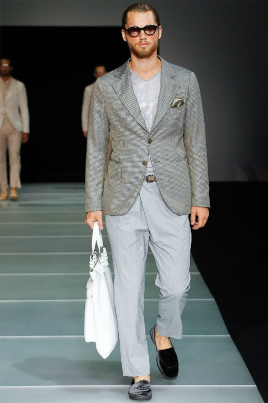 Milan Fashion Week Primavera 2012 - Giorgio Armani (36)