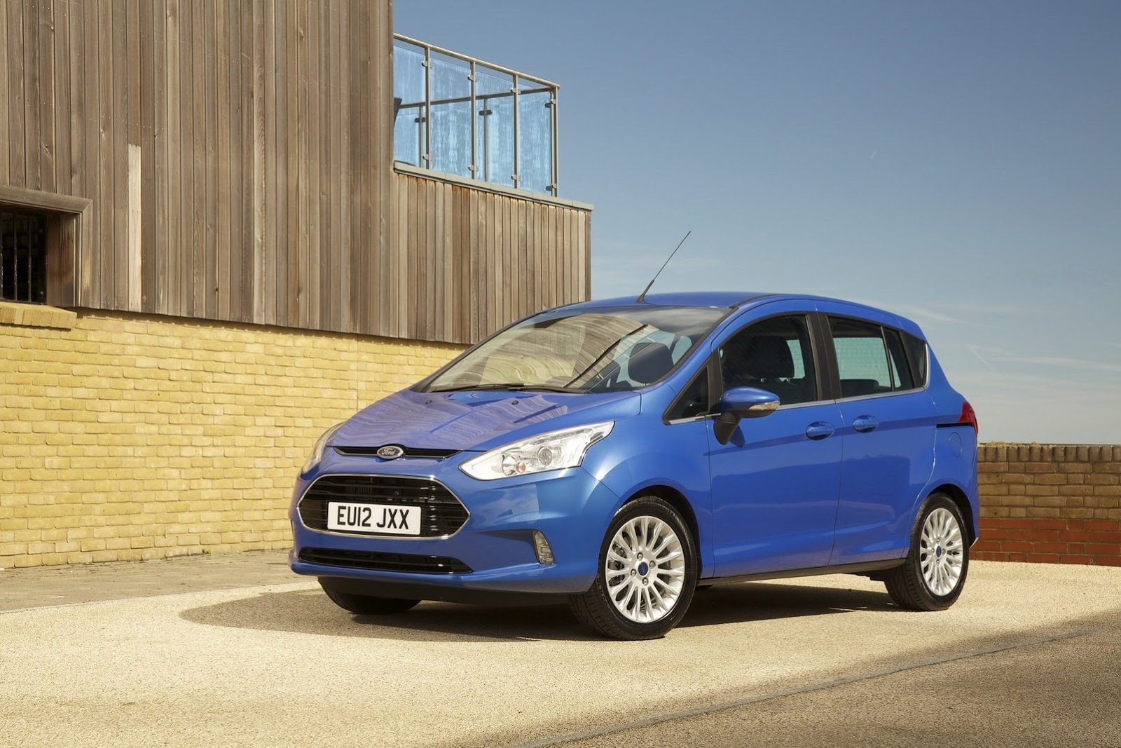 [New-Ford-B-MAX-6%255B2%255D%255B3%255D.jpg]