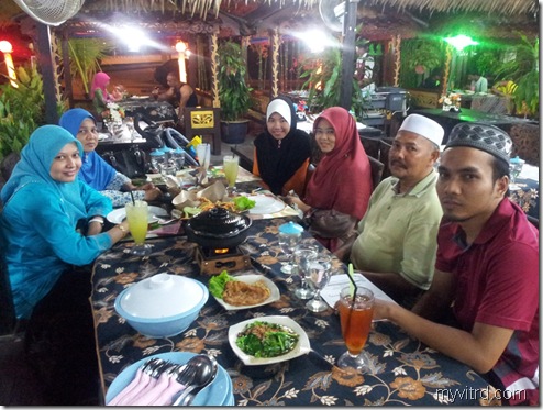 Selamat menjamu selera