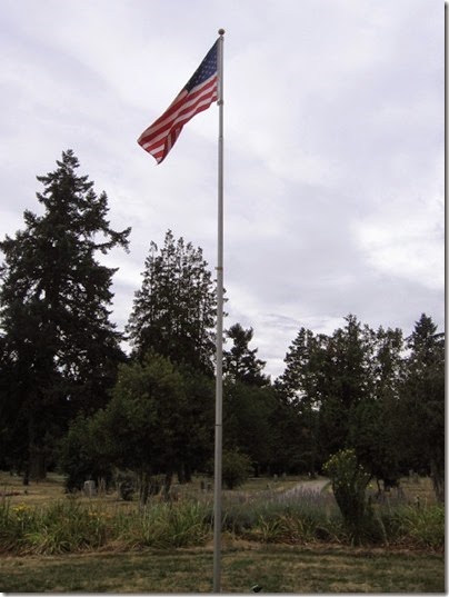 IMG_8321 Flagpole at Lee Mission Cemetery in Salem, Oregon on August 12, 2007