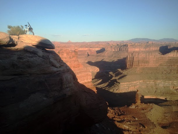 Mountain Biking to Colorado River Overlook in Canyonlands National Park - Needles Section.06_edited.JPG