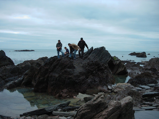 Everyone has fun on the Rocks