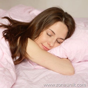[girlsleeping%255B3%255D.jpg]