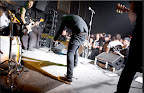 Billy Joe gets down low