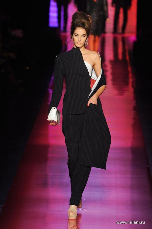 jean-paul-gaultier-haute-couture-spring-2012-pfw23.jpg