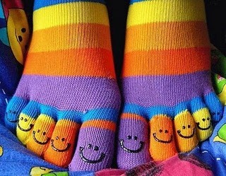 [really-happy-feet-socks2.jpg]